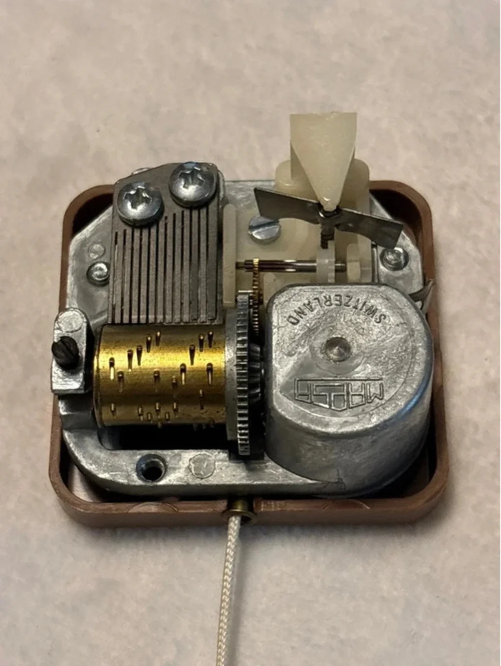 House of Global Art Hummel Swiss Movement Music Box